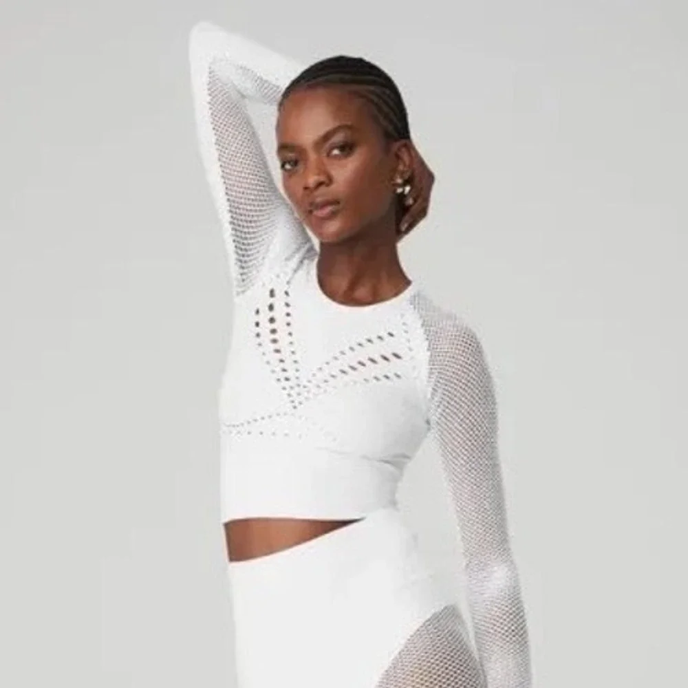 Alo Yoga Open Air Seamless Top Women Large White Mesh Long‎ Sleeve Crop Workout